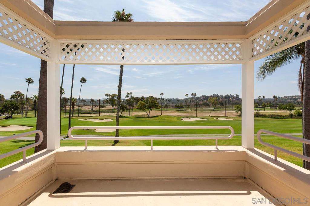 Rancho Santa Fe - Residential