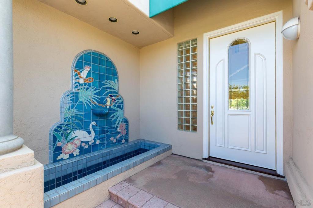 4019 Avenida Brisa