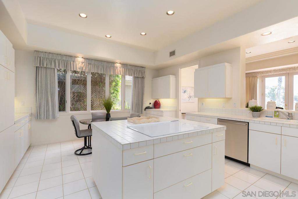 Rancho Santa Fe - Residential