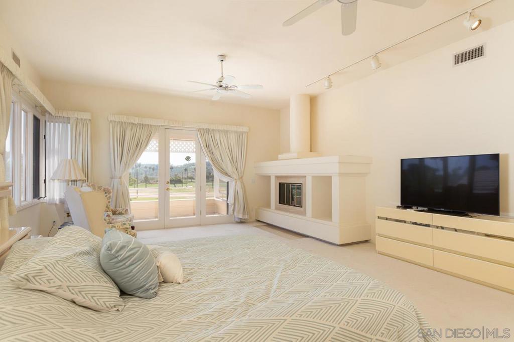 Rancho Santa Fe - Residential
