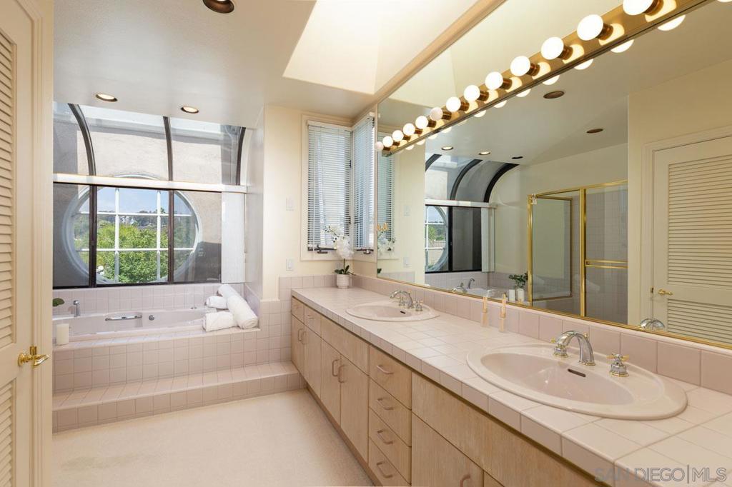 Rancho Santa Fe - Residential