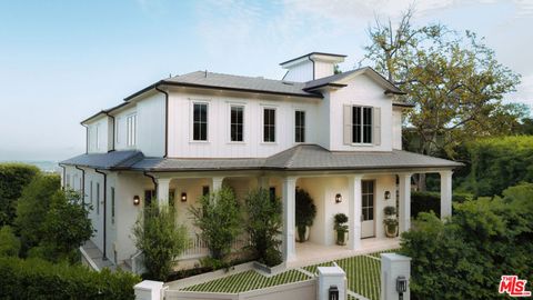 1682 San Onofre Drive Pacific Palisades CA 90272