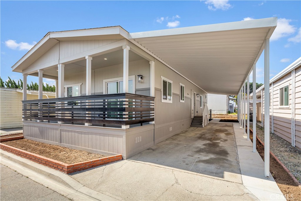 2755 Arrow Highway 169