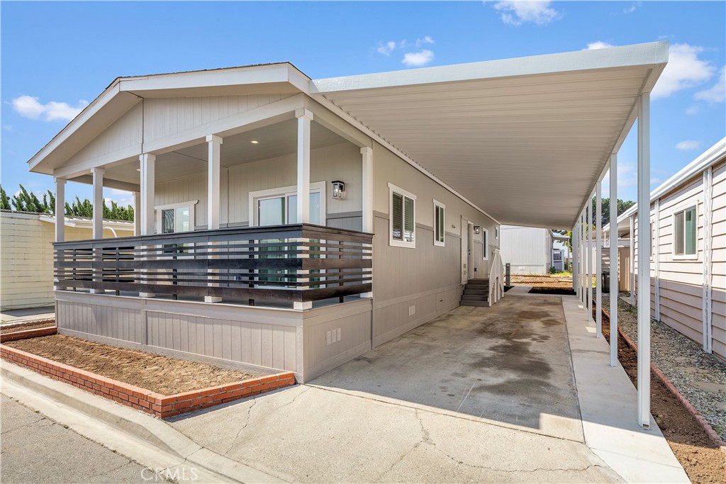 2755 Arrow Highway 169