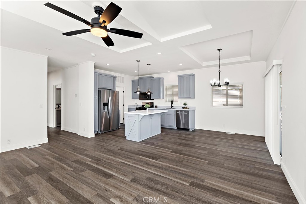 2755 Arrow Highway 169