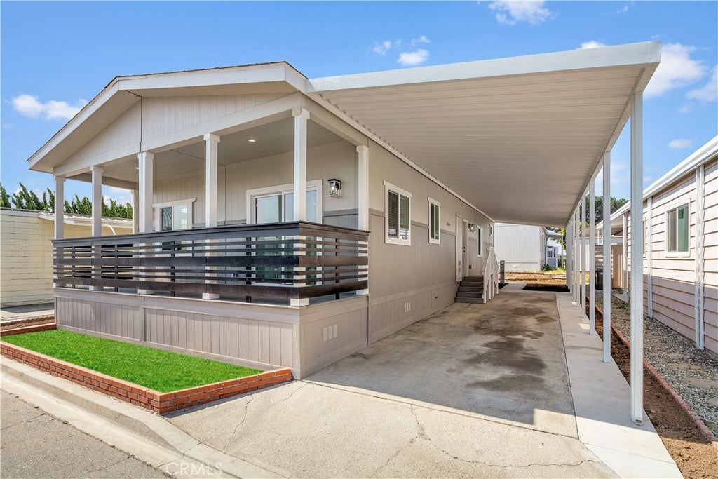 2755 Arrow Highway 169