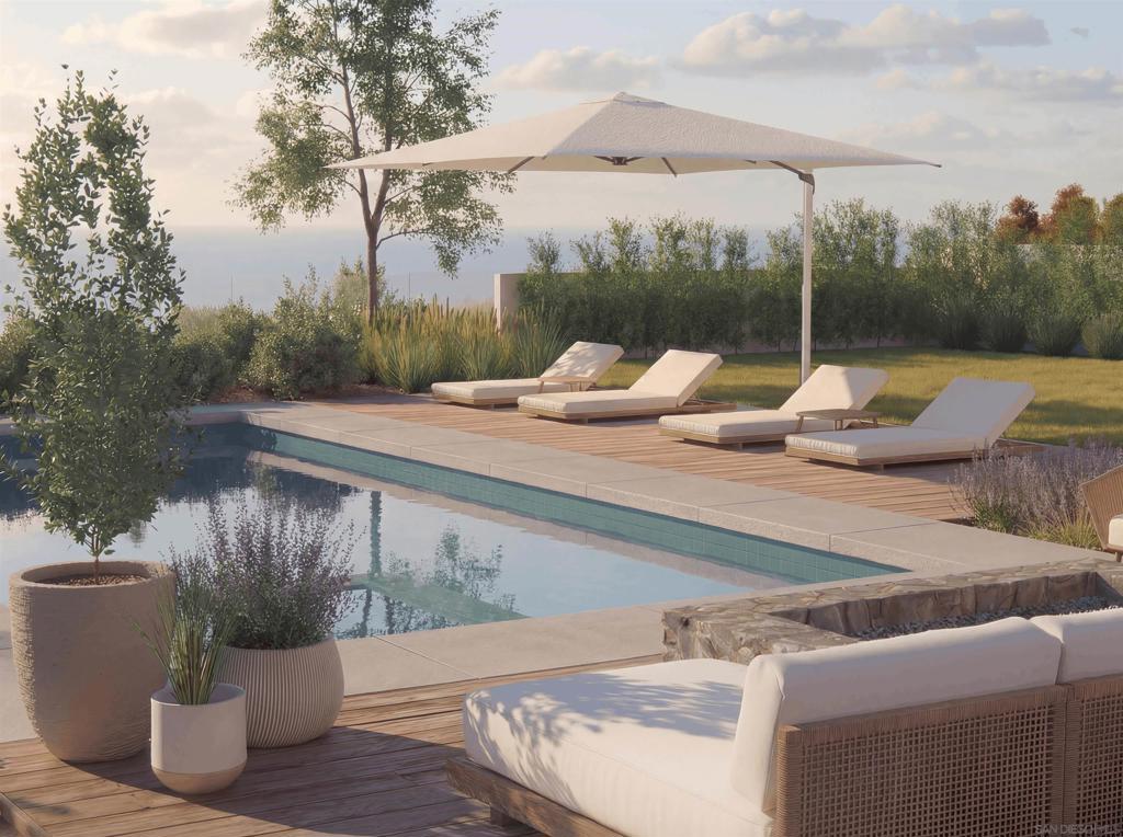 607 N Granados Avenue