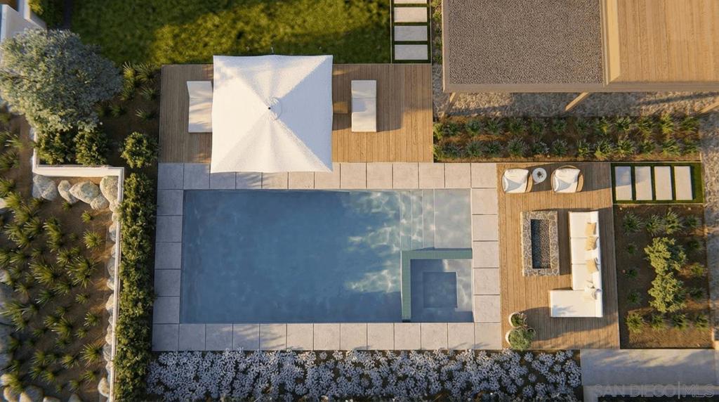 607 N Granados Avenue