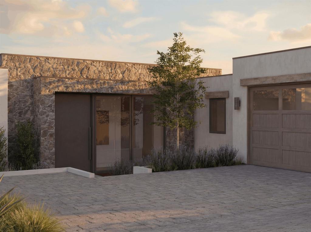 607 N Granados Avenue