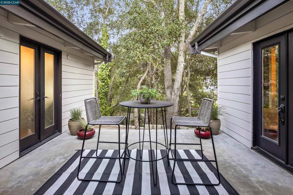ORINDA C.C. - Residential