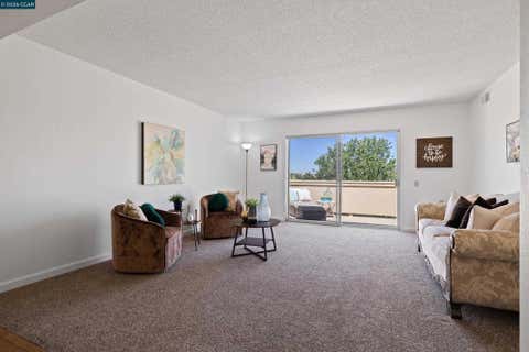 Tiny photo for 1348 Rockledge Lane LN #7, Walnut Creek, CA 94595 (MLS # 41141991)