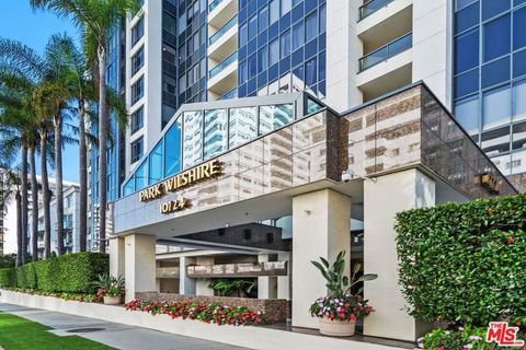 Photo of 10724 Wilshire Boulevard #1104, Los Angeles, CA 90024 (MLS # 25614041)