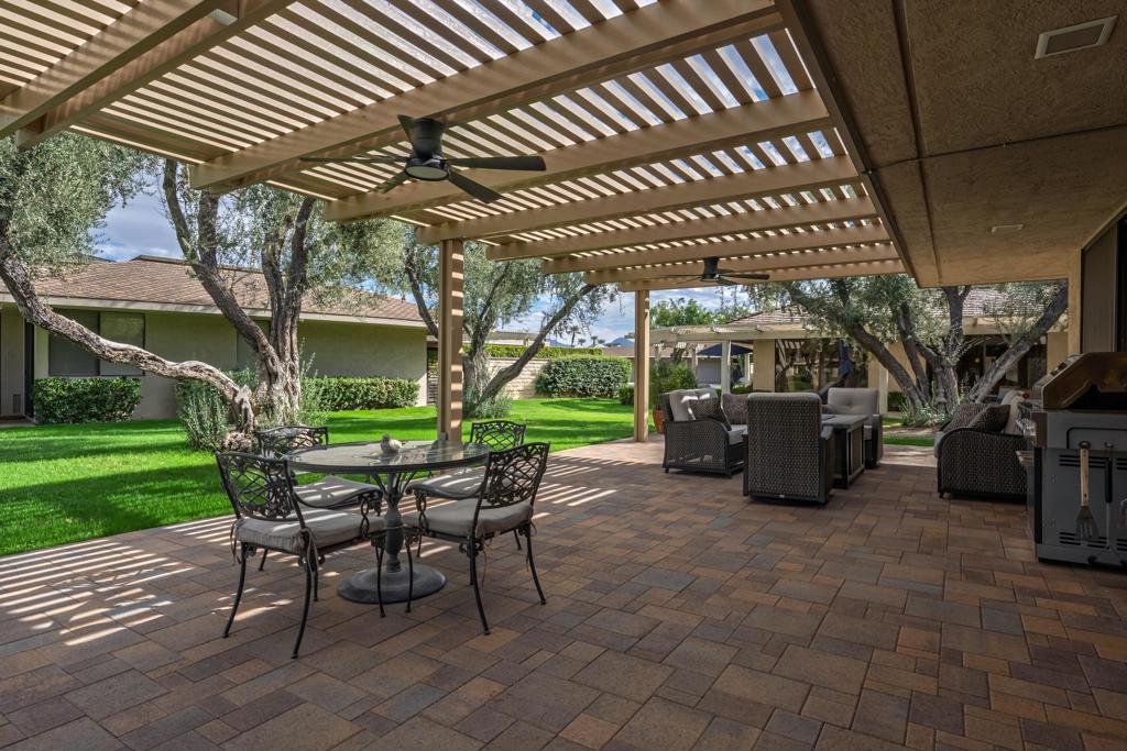 The Springs C.C. - Residential