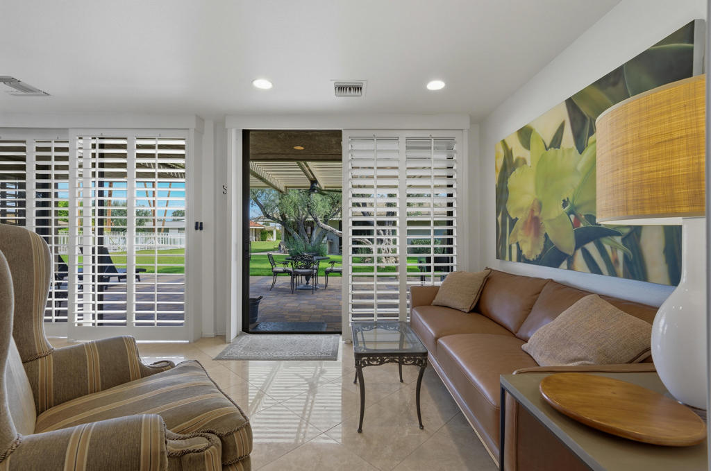 The Springs C.C. - Residential