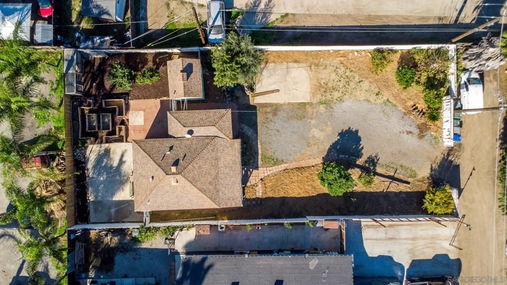 Photo of 2146 El Pasillo, Spring Valley, CA 91977 (MLS # 260001284SD)