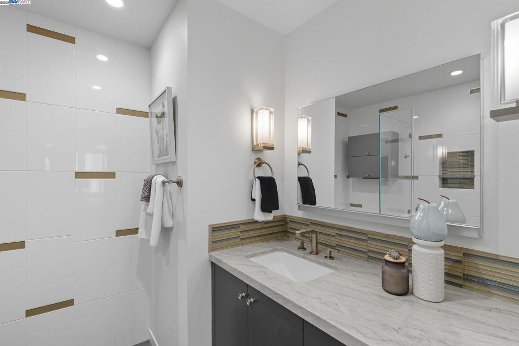 Not Listed - Residential