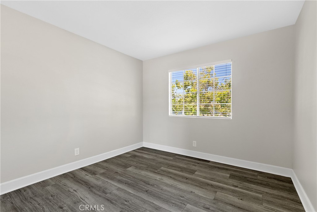 Las Flores (R1) (LF) - Residential Lease