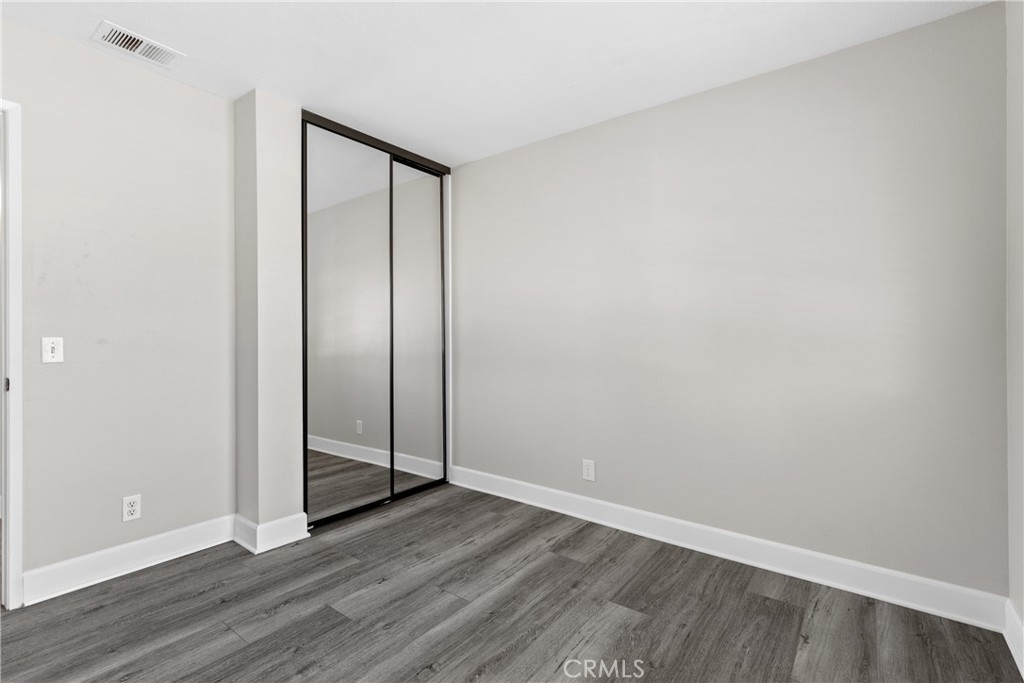 Las Flores (R1) (LF) - Residential Lease