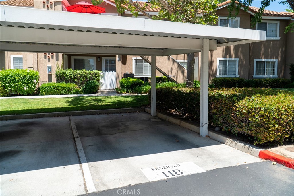 Las Flores (R1) (LF) - Residential Lease