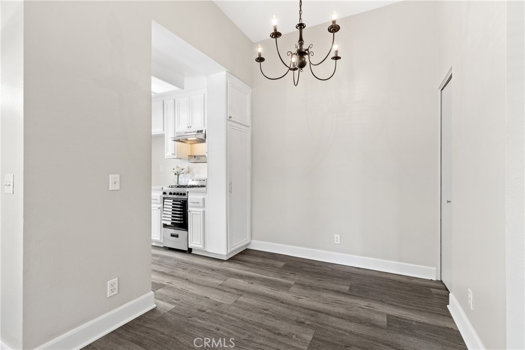 Las Flores (R1) (LF) - Residential Lease