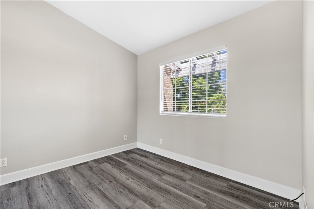 Las Flores (R1) (LF) - Residential Lease