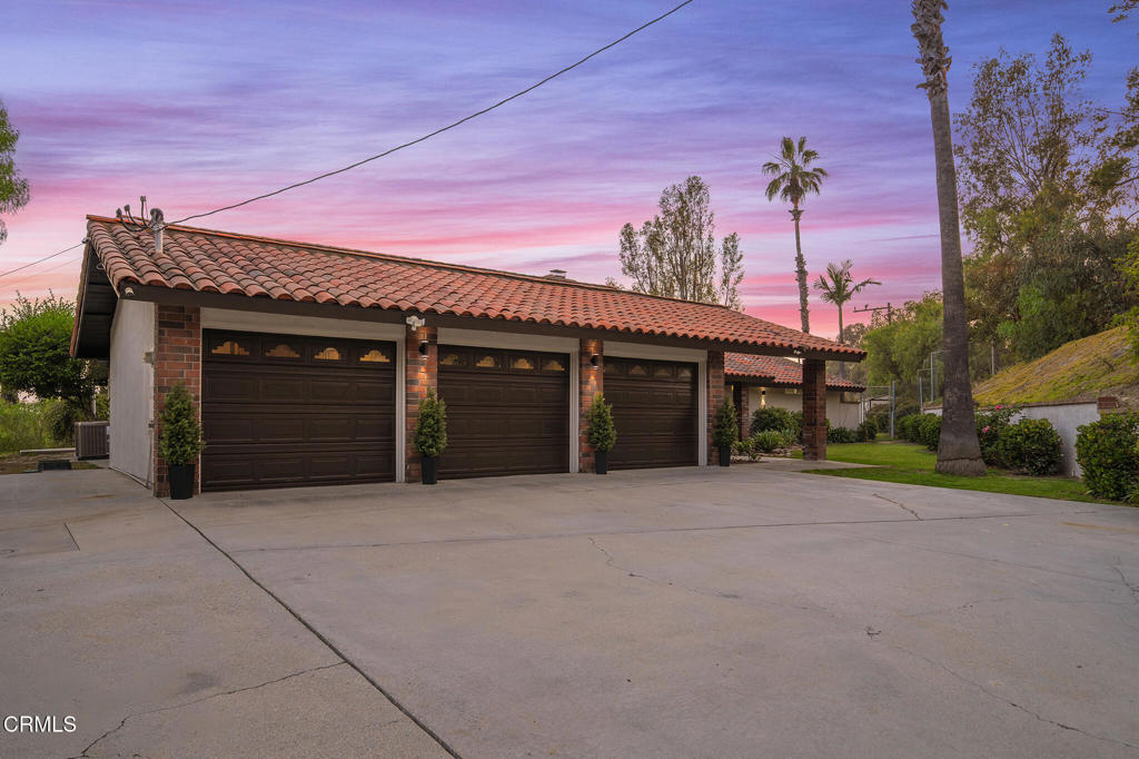 1509 Le Flore Drive
