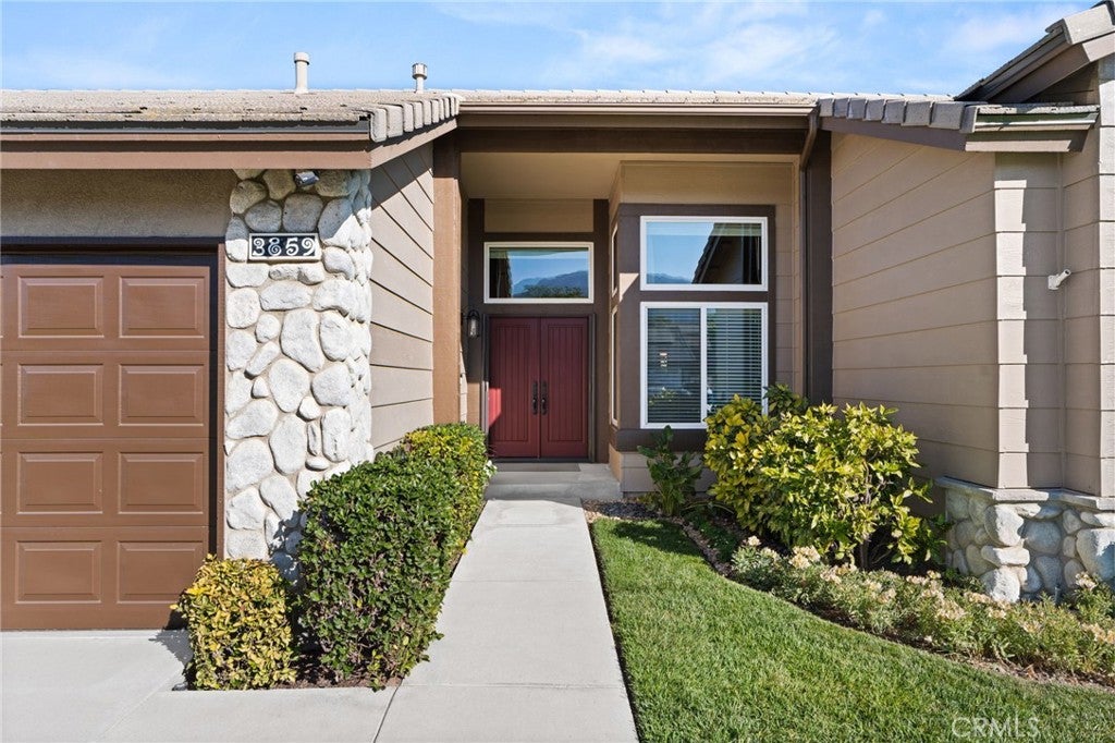 3859 Dove Tree Avenue