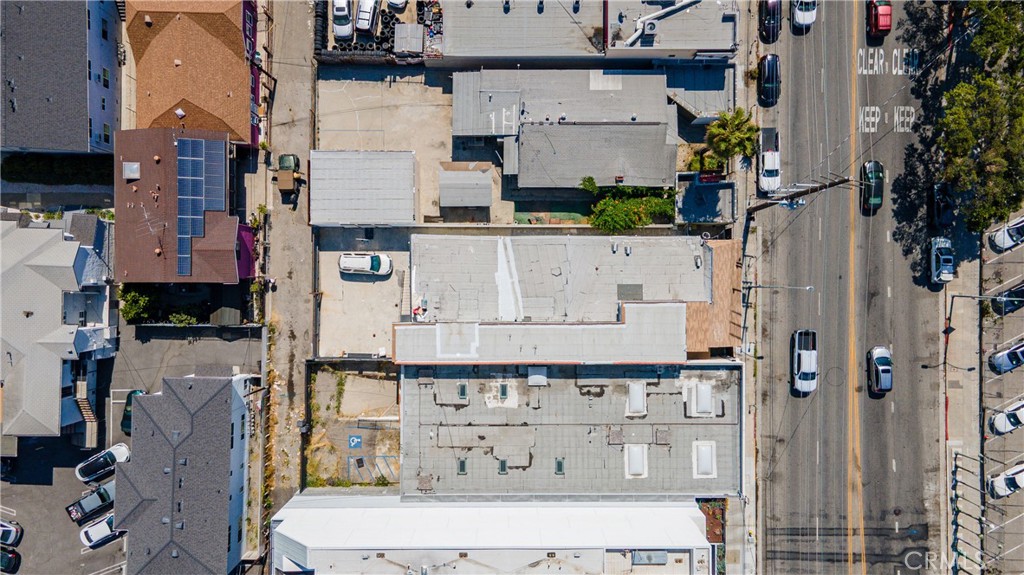 4563 Santa Monica