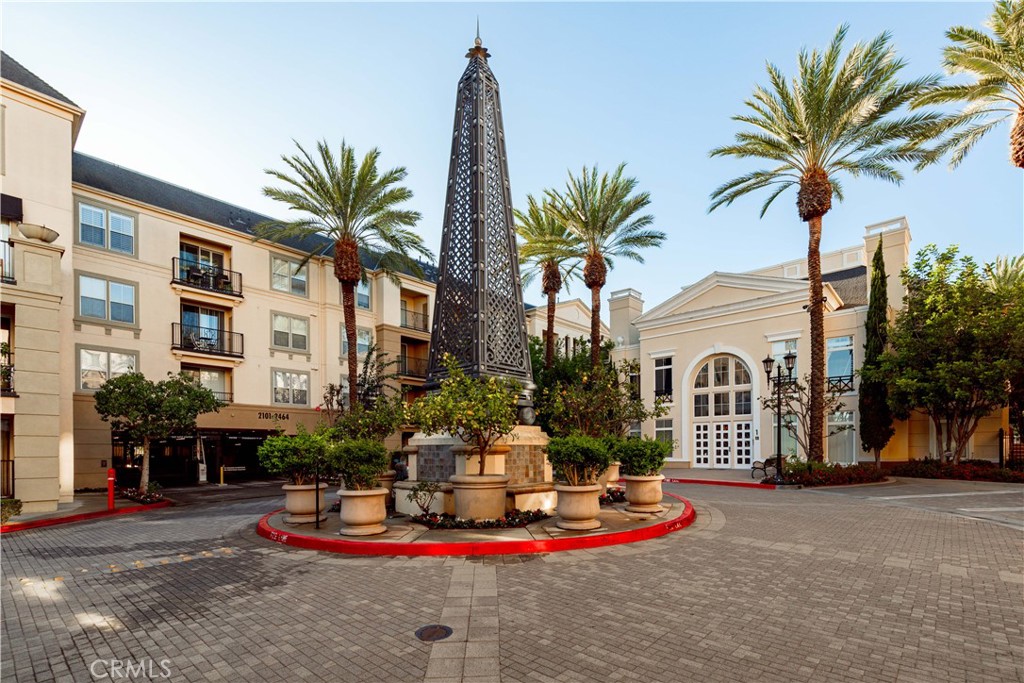 2408 Watermarke Place