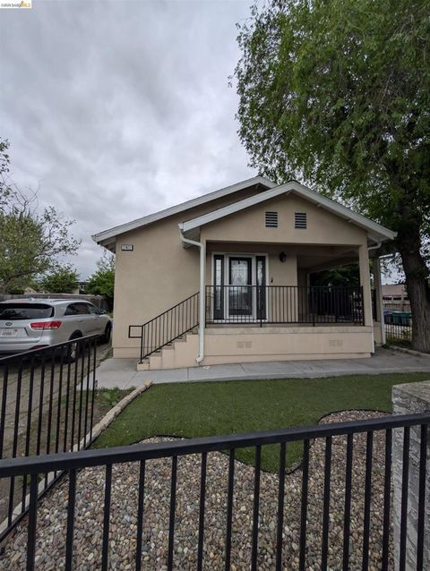 Photo of 27422 MANON Ave, Hayward, CA 94544 (MLS # 41131048)