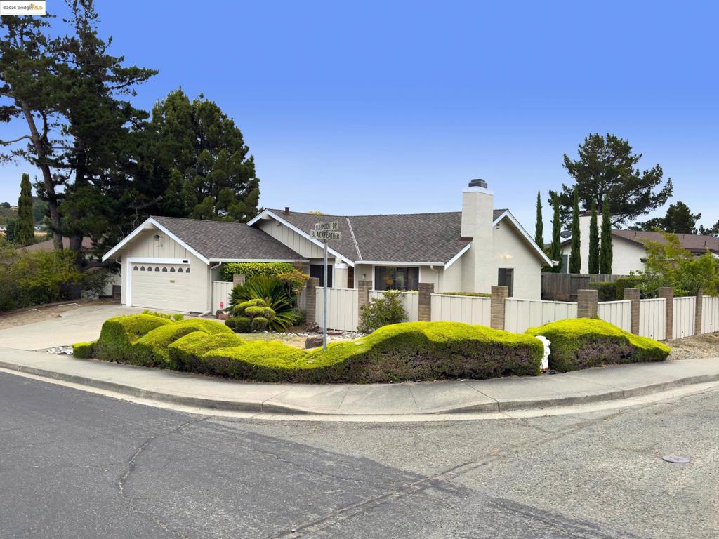 Properties 1 4800 Full Moon Dr