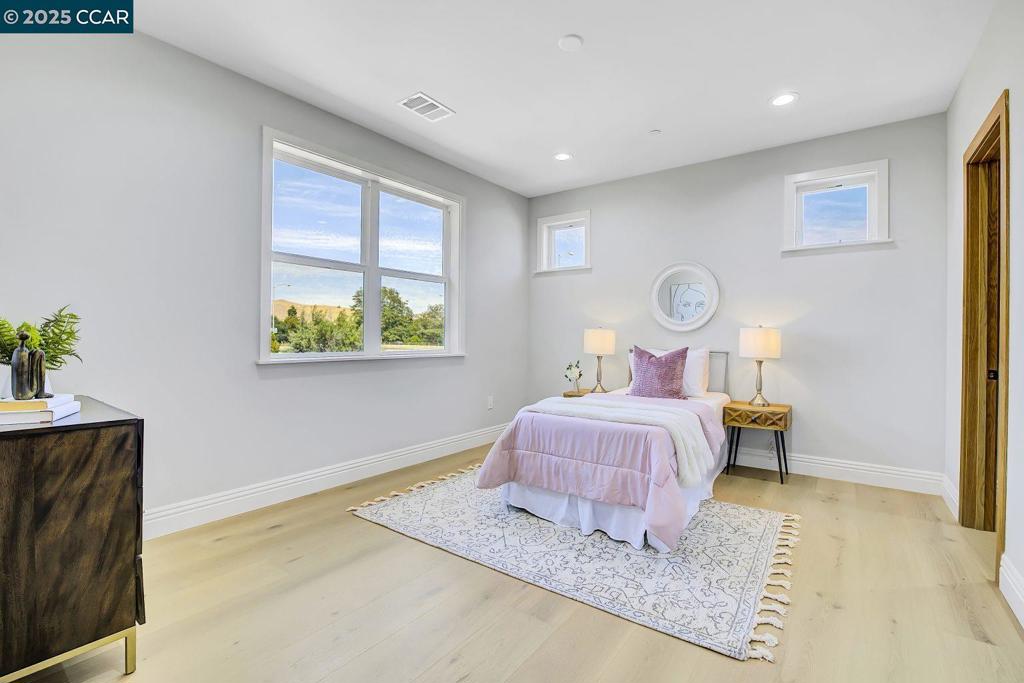 NORTHGATE - Residential