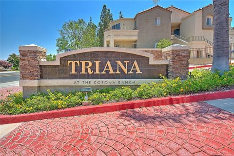 Photo of 1010 La Terraza Cir, Corona, CA 92879 (MLS # CV26065356)
