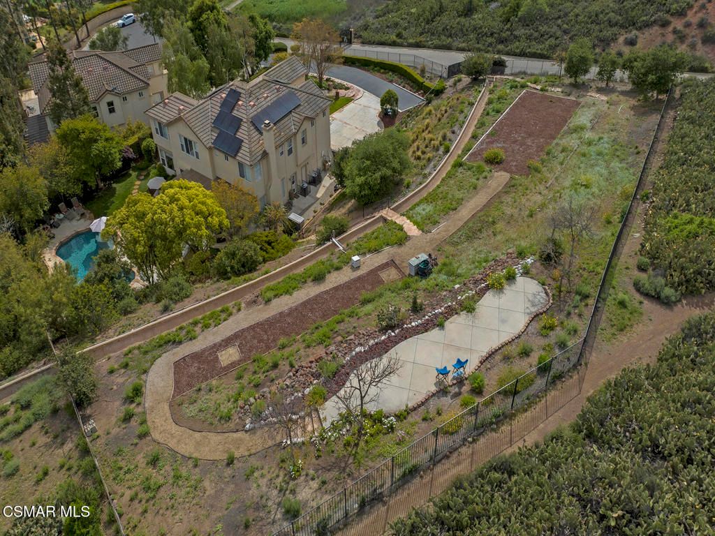 listing image 130727176008023244066