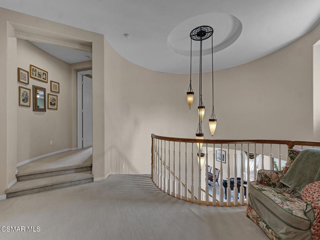 listing image 130728295857254700723