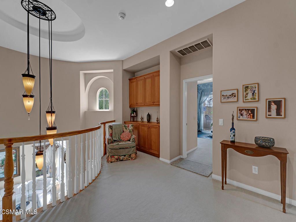 listing image 130723938965011843862