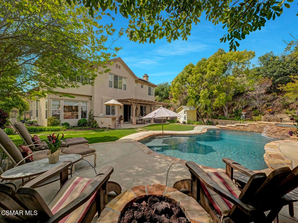 listing image 130721844183702006988