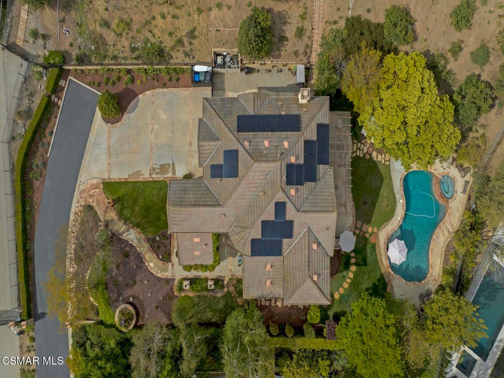 listing image 130724374014004474805