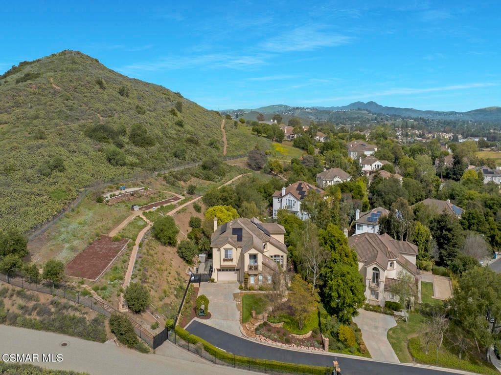 listing image 130729262961856263185
