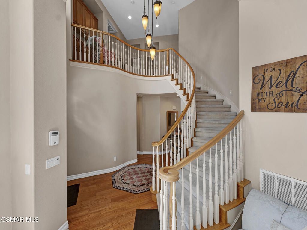 listing image 130722584791082623668
