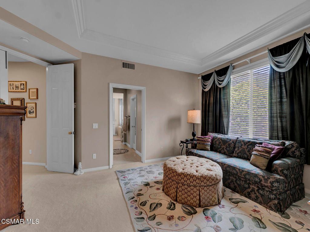 listing image 130729002657490464019