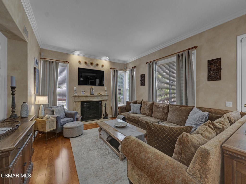 listing image 130722692133983081723