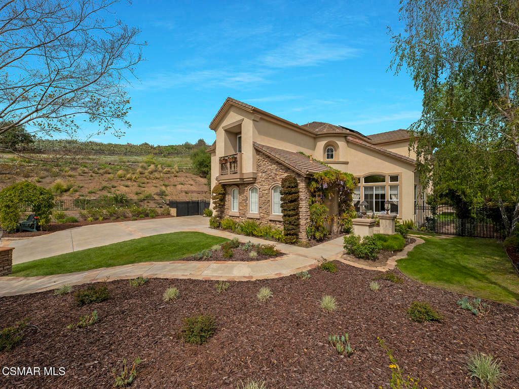 listing image 130723995715241930544