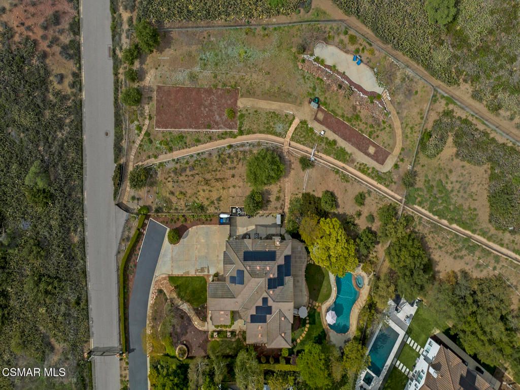 listing image 130728420836520464319