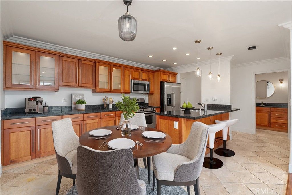 Photo of 911 N Kings Road #319, West Hollywood, CA 90069 (MLS # OC25159828)