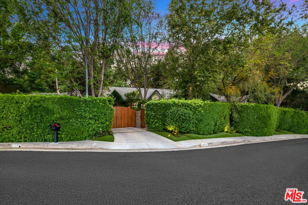 19012 Dorlon Drive