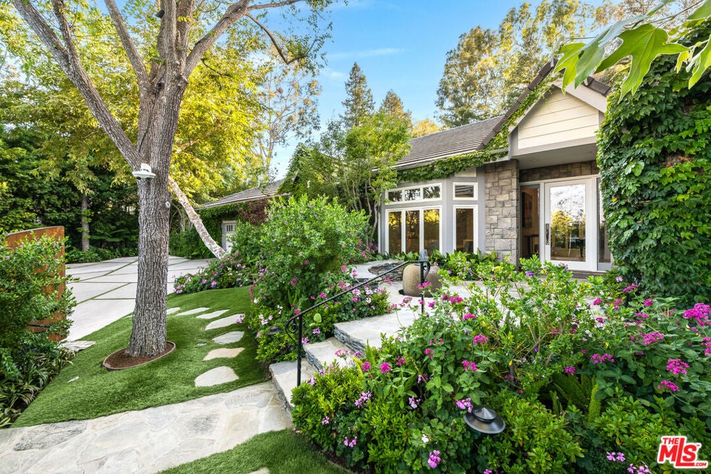 19012 Dorlon Drive