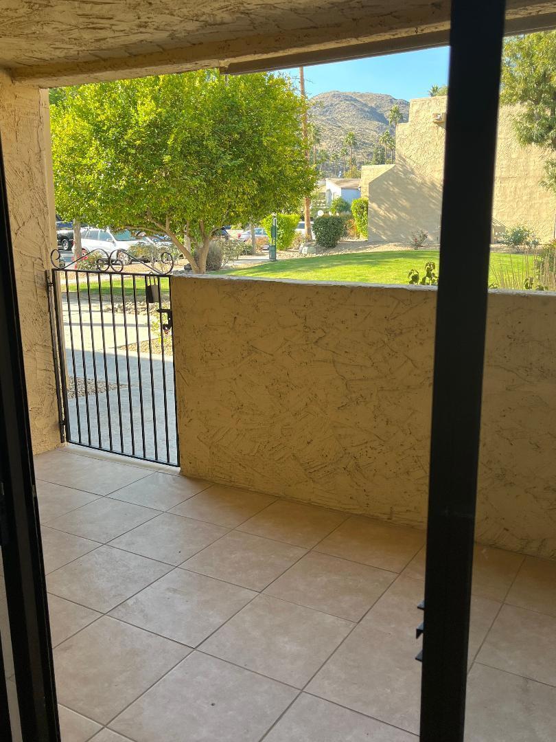 Palm Springs Golf & - Residential Lease