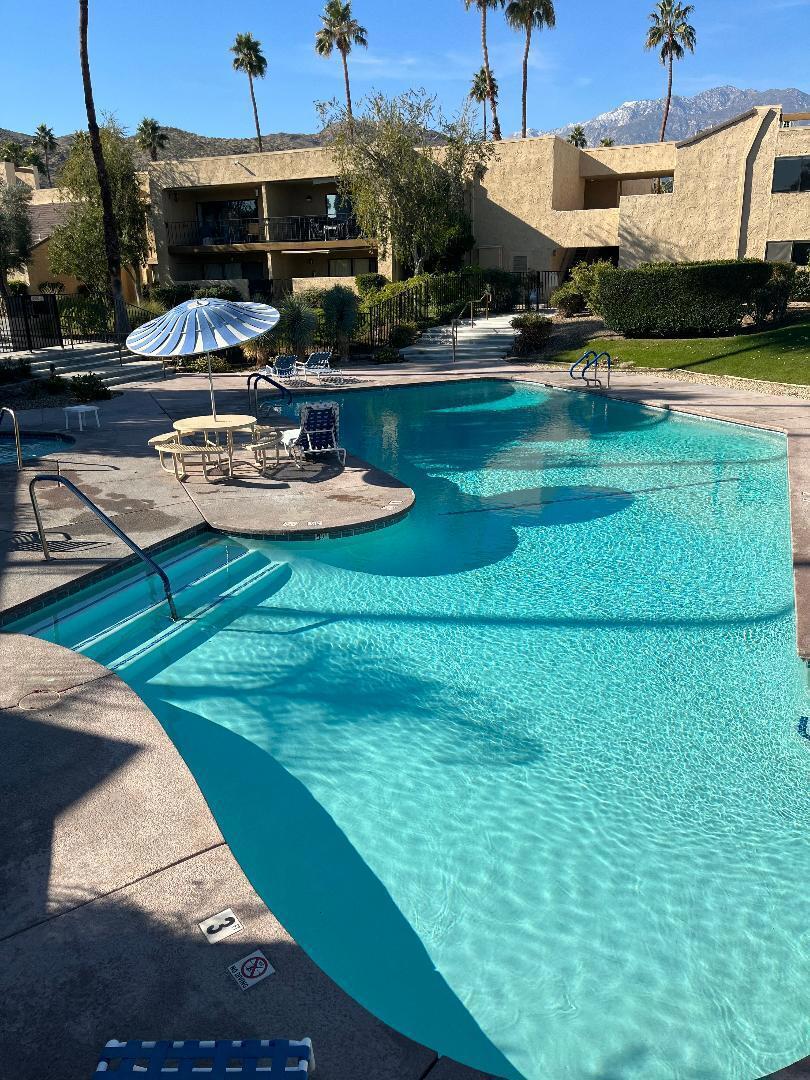 Palm Springs Golf & - Residential Lease