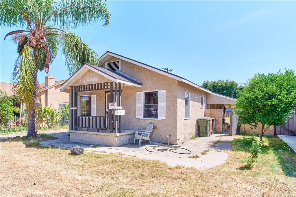 2620 W Olive Avenue